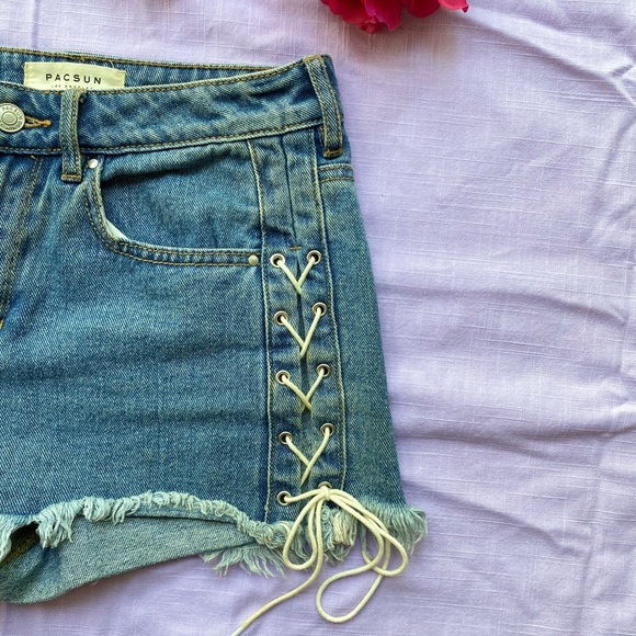 Pacsun festival short w side tie lace up detail - Picture 2 of 5